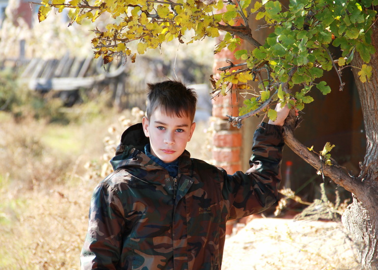 Живёт один мальчик