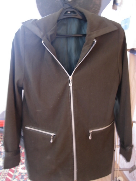 Отдам вещи. Размер 42,44,46