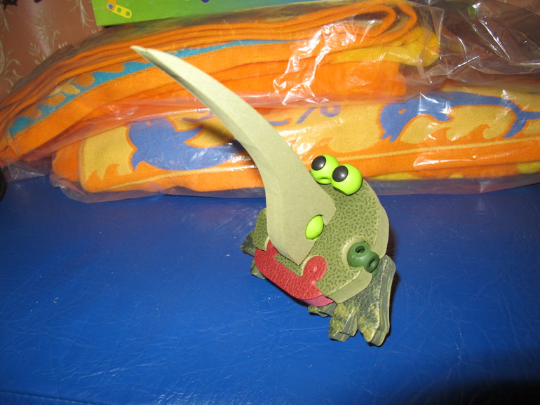 3D-пазл или мягкий конструктор из EVA материала.