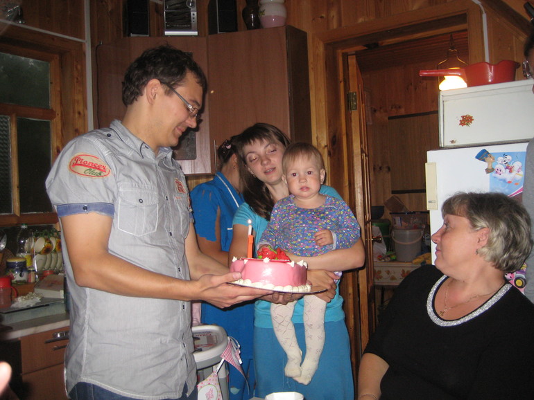 Запоздалый отчет о том, как мы отметили первый годик нашей любимой дочки Софии))))