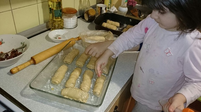 Булочницы...