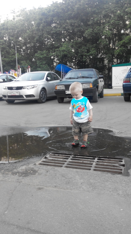 маленькая свинка моя грязь везде найдет))))