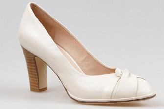 Мужская и женская БРЕНДОВАЯ обувь!!!! Обувь вся из натуральной кожи и замши, качество отличное.