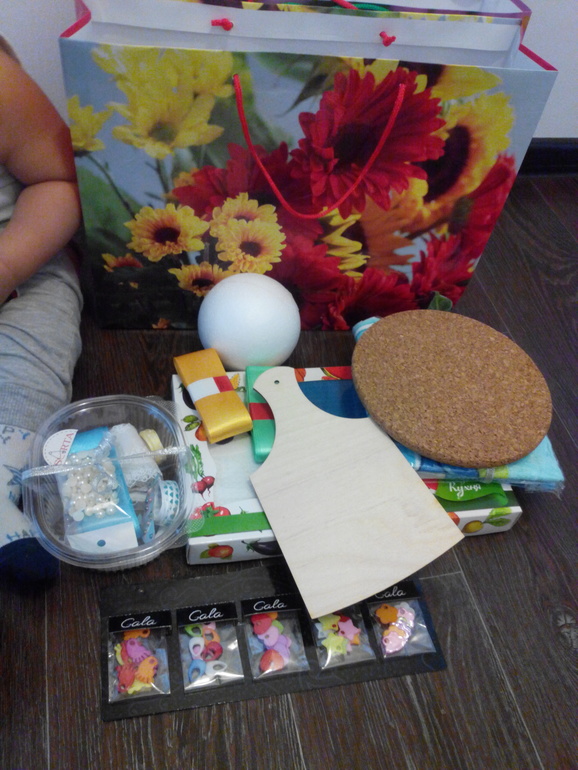 куча подарков!!!!