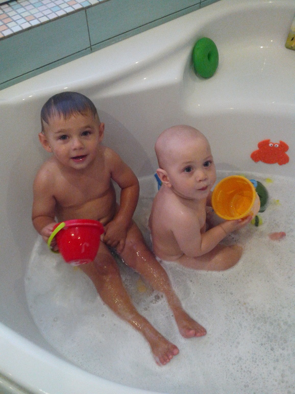 мы на море!))