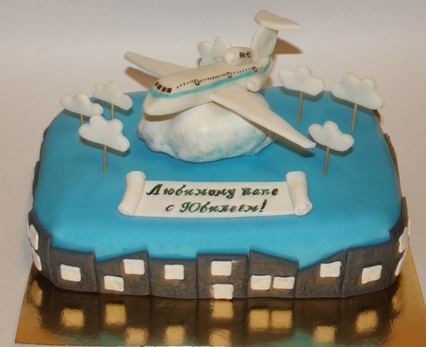 Торт с самолетом