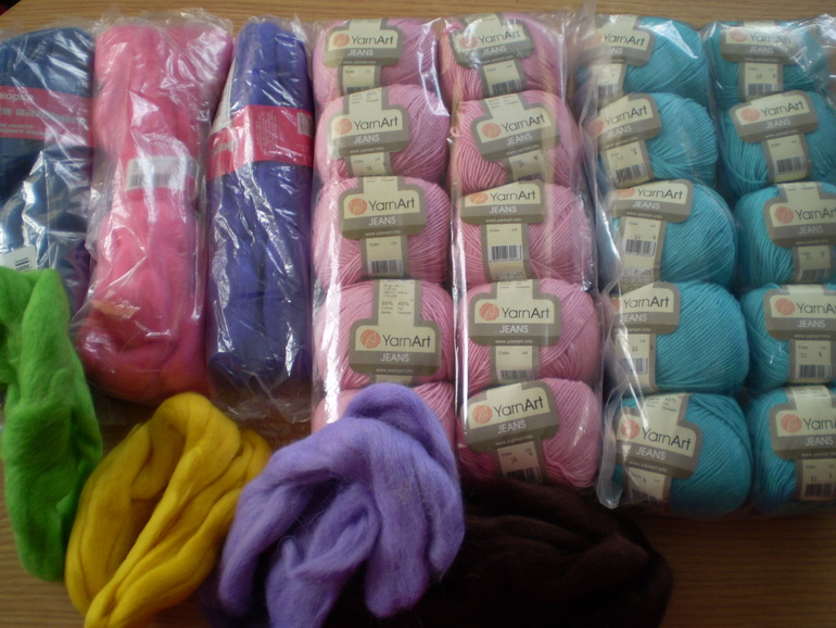 А у нас  ТАКИЕ ПОДАРКИ!!!