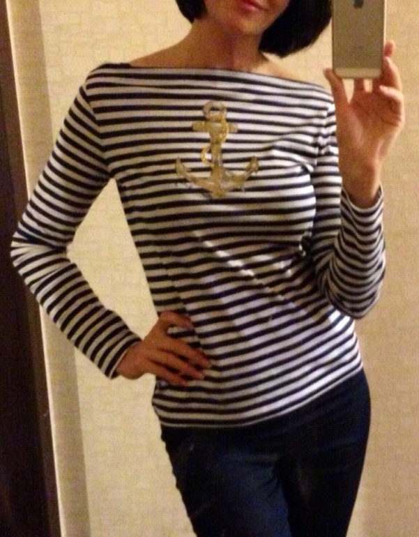 Продаю ... 42-44 р.