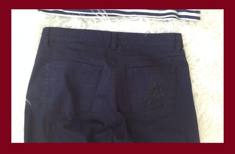 Продаю ... 42-44 р.