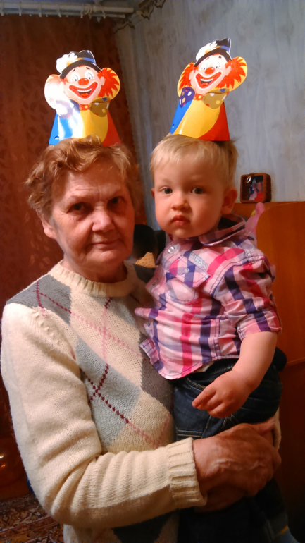 год и 5 месяцев