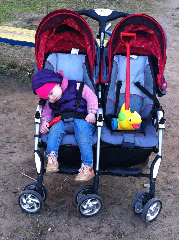 Наши погуляшки)))