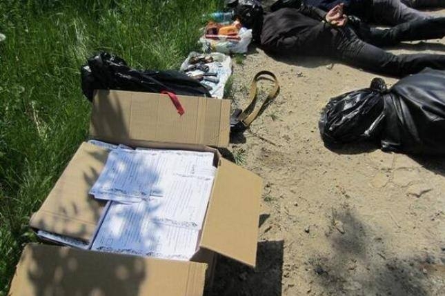 В Донецкой области изъяли очередную партию заранее заполненных бюллетеней