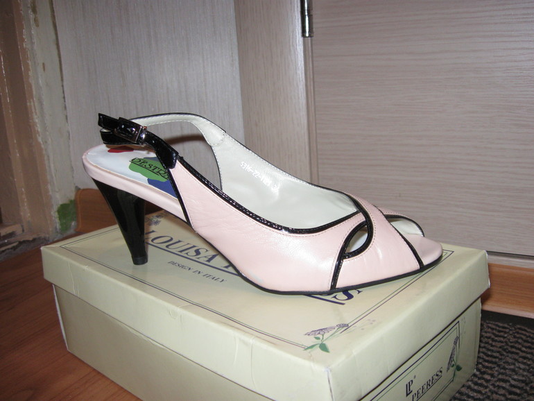 Туфли и босоножки р.36, новые. Любая пара 1000 руб.