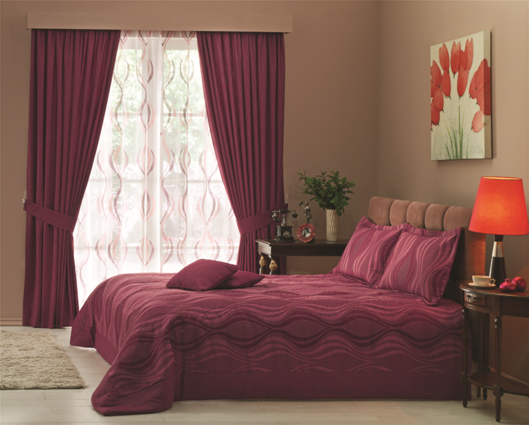 Шторы и покрывало T@C