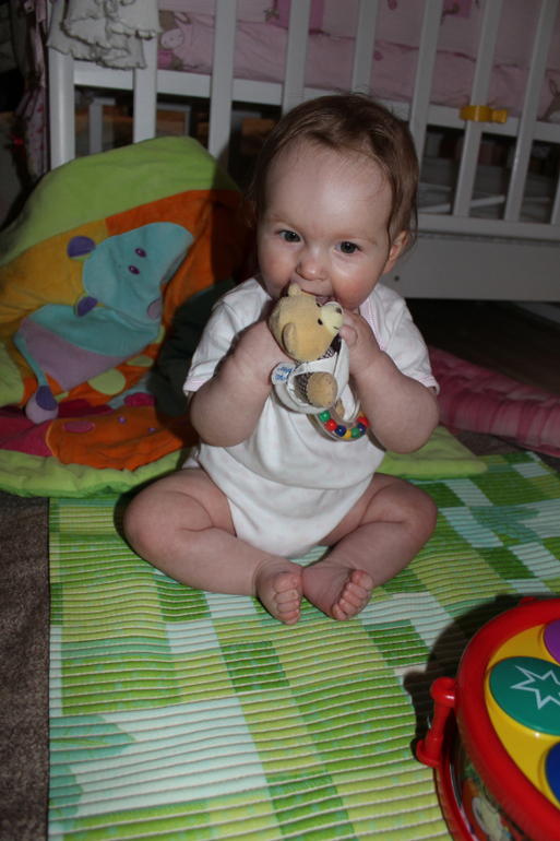 Ангелине полгода!!!!