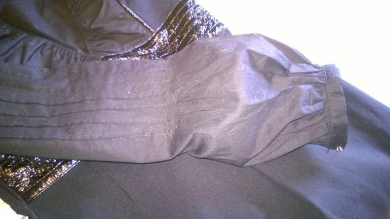 Костюмы, брюки, платья