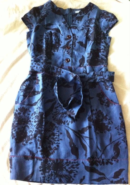 Пристрою отличное платье G*oldi разм.S