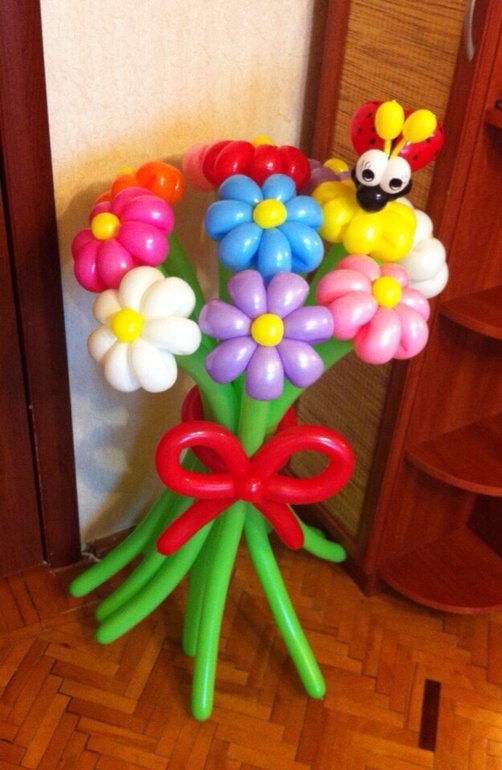 Оформление праздников шарами. Букеты,корзины, фигуры из воздушных шаров. На все праздники!! Все под