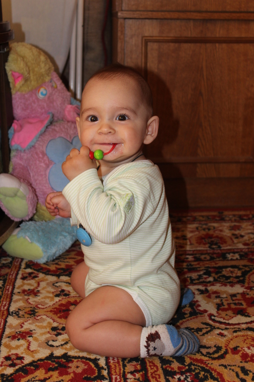 Нам 7 месяцев))