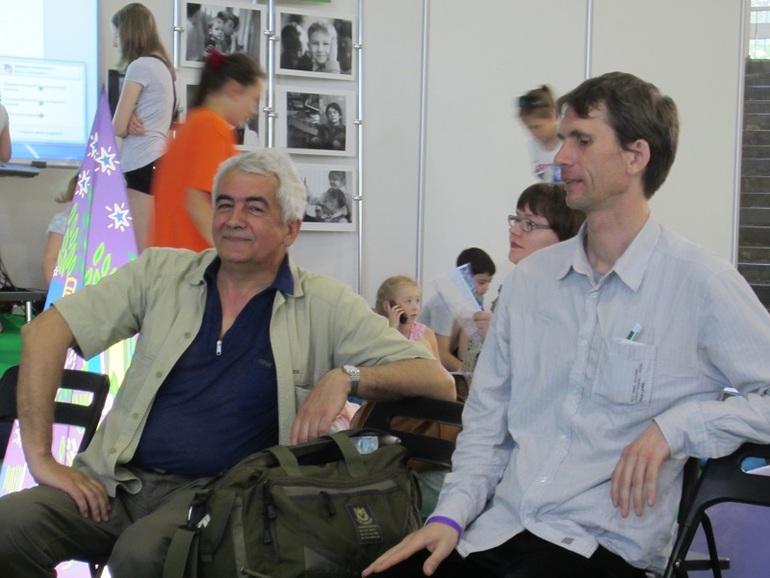 Книжный салон. День второй.