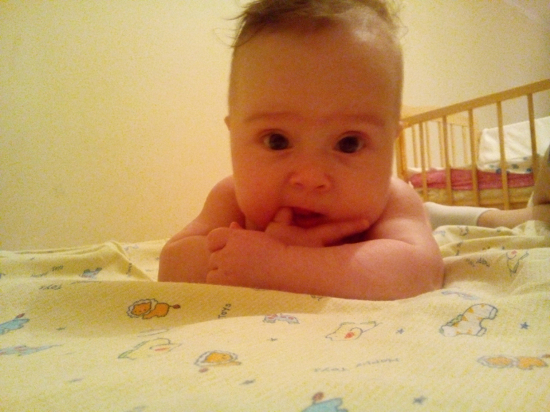 Наконец перевернулись на спину)