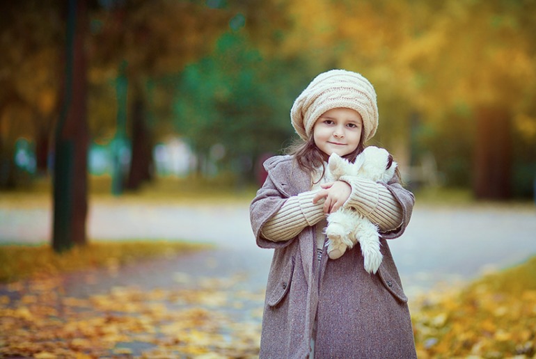 Еще не много осенних фоточек с маленькими куколками))