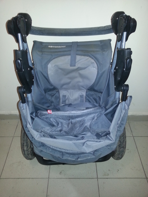 Коляска Mothercare Xtreme (Москва, 3 т.р)