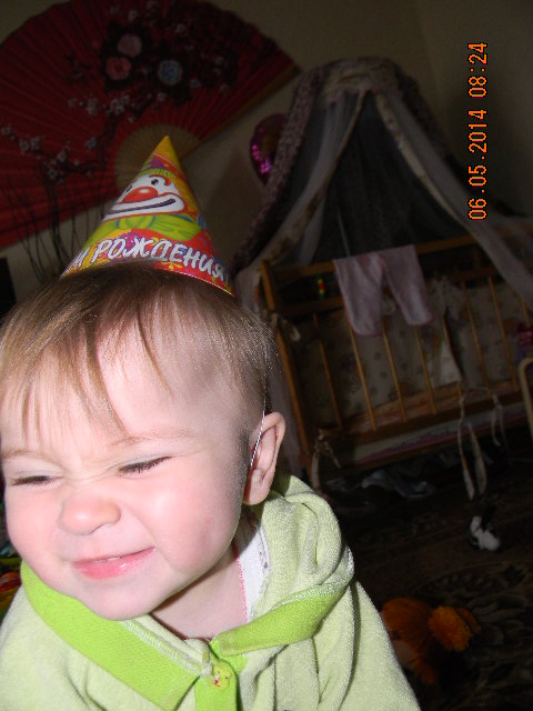 Подготовка к празднованию годика на природе