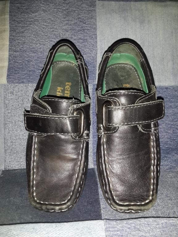 Ботинки/туфли для мальчика